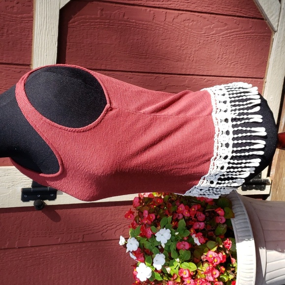 Rue 21 Red Fringed Top - Picture 3 of 4